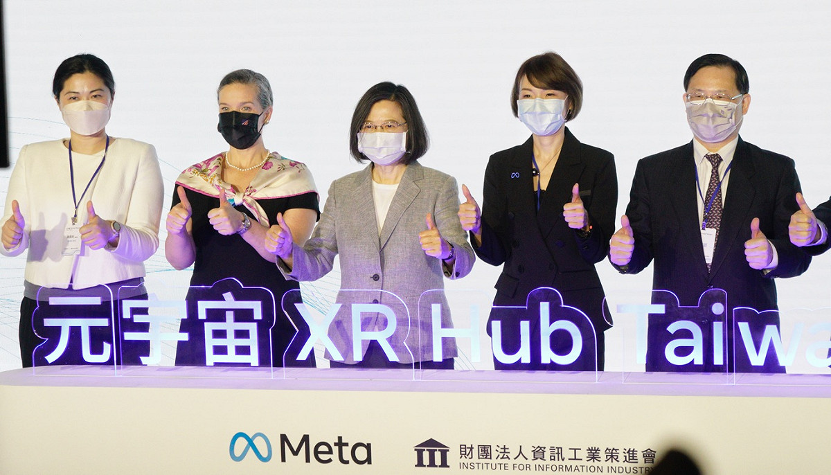 總統蔡英文、美國在台協會台北辦事處處長孫曉雅等人出席出席「Meta元宇宙XR Hub Taiwan」啟動典禮。 圖：張良一/攝