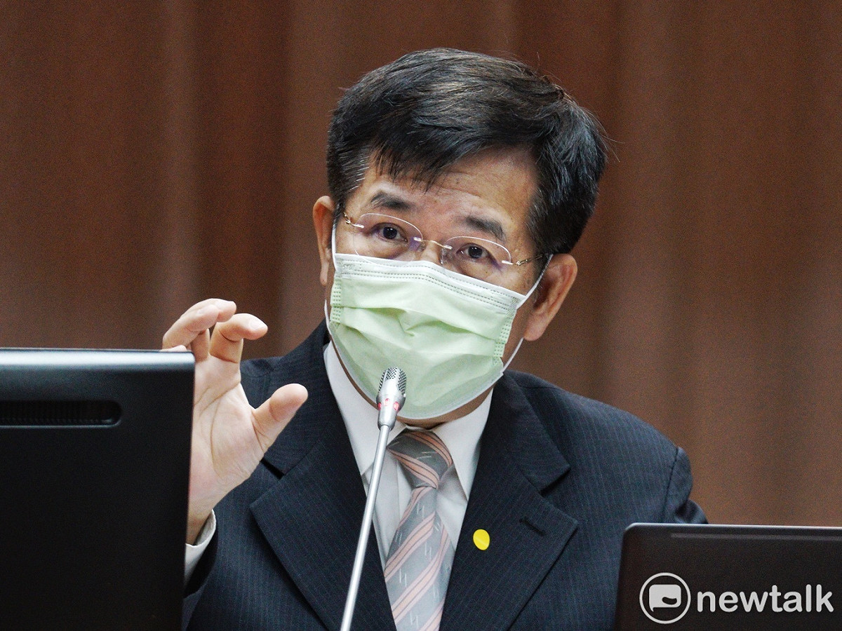 教育部長潘文忠今（12）天在立院教育及文化委員會備詢。 圖：張良一/攝（資料圖）