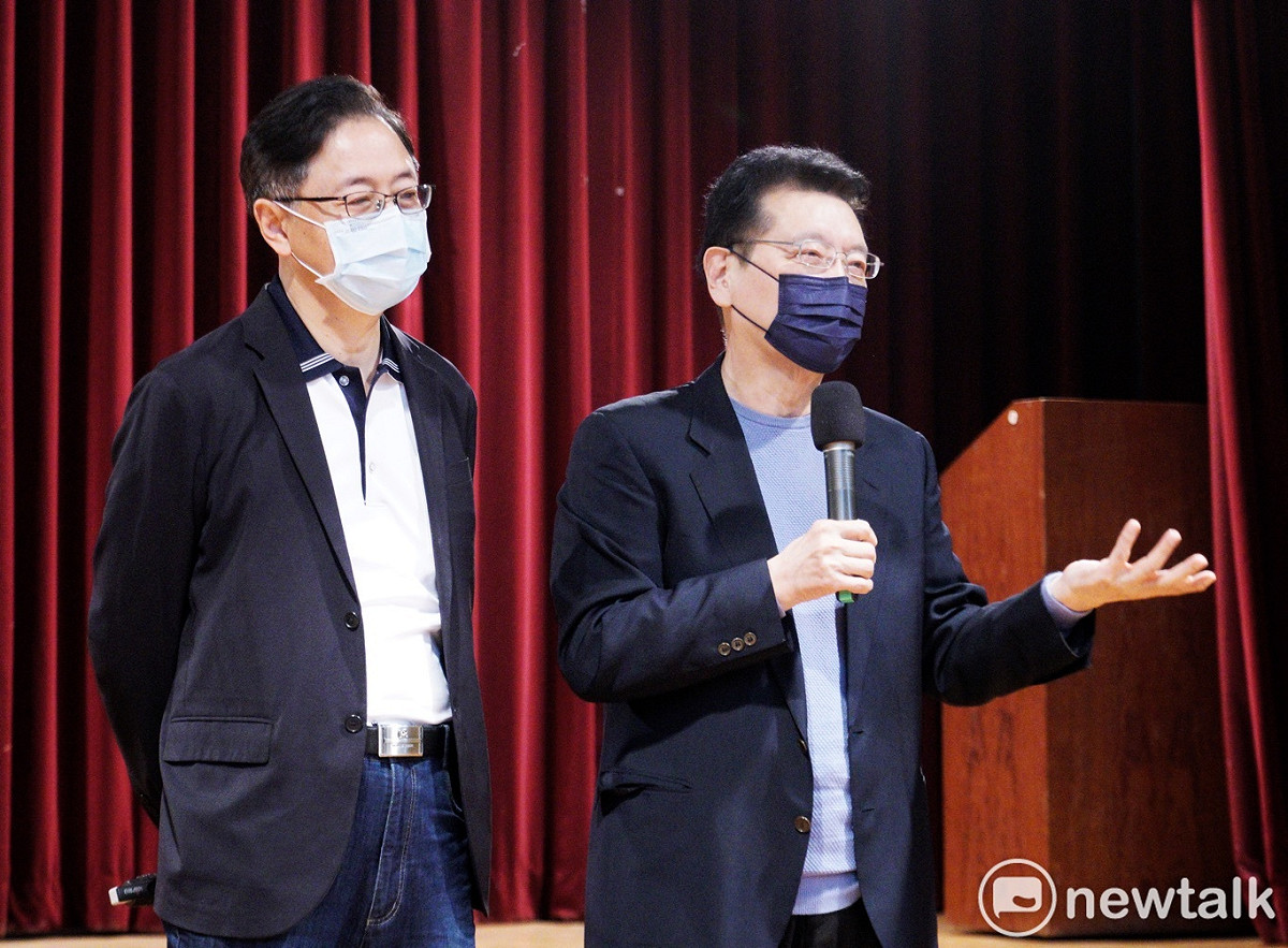 國民黨提名桃園市長參選人張善政前往中廣拜會中廣董事長趙少康。 圖：張良一/攝