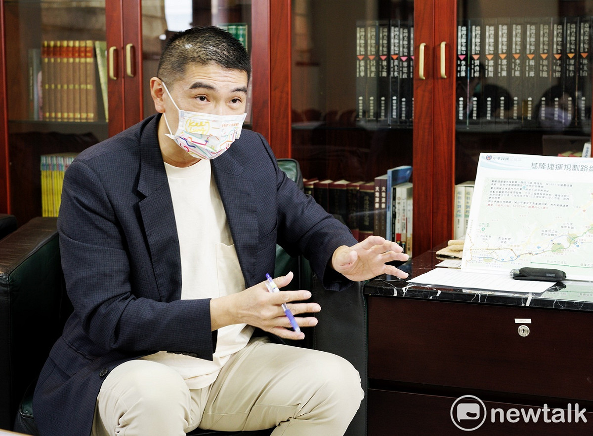國民黨基隆市長參選人謝國樑接受新頭殼新聞網站專訪。 圖：張良一 / 攝