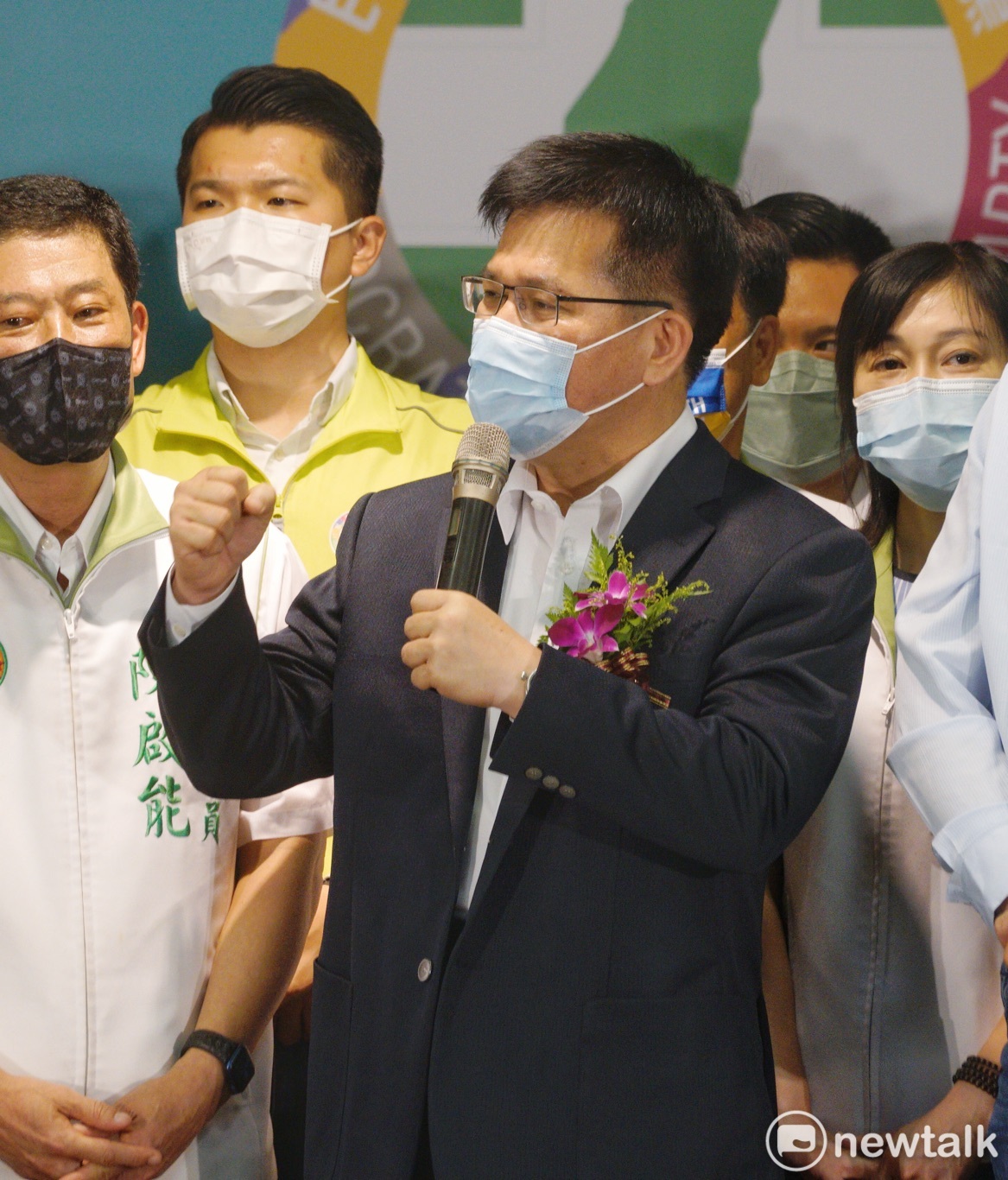 林佳龍表示，會和37位新北市議員參選人團結向前衝，打贏年底新北選戰。 圖：張良一/攝