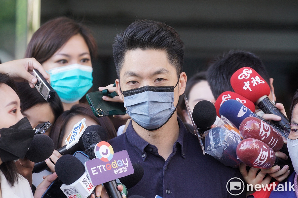 管碧玲、林楚茵強調，「疫苗採購公文從來沒有列為國家機密」，痛批國民黨台北市長參選人蔣萬安無知，不斷說謊說陳時中把疫苗採購列為國家機密最高等級的「絕對機密」，完全子虛烏有，是黑心陷害。 圖：張良一 / 攝（資料照）