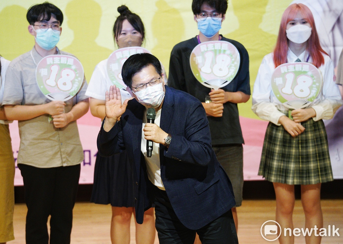 民進黨新北市長候選人林佳龍出席民主前進挺18首場宣講。 圖：張良一/攝