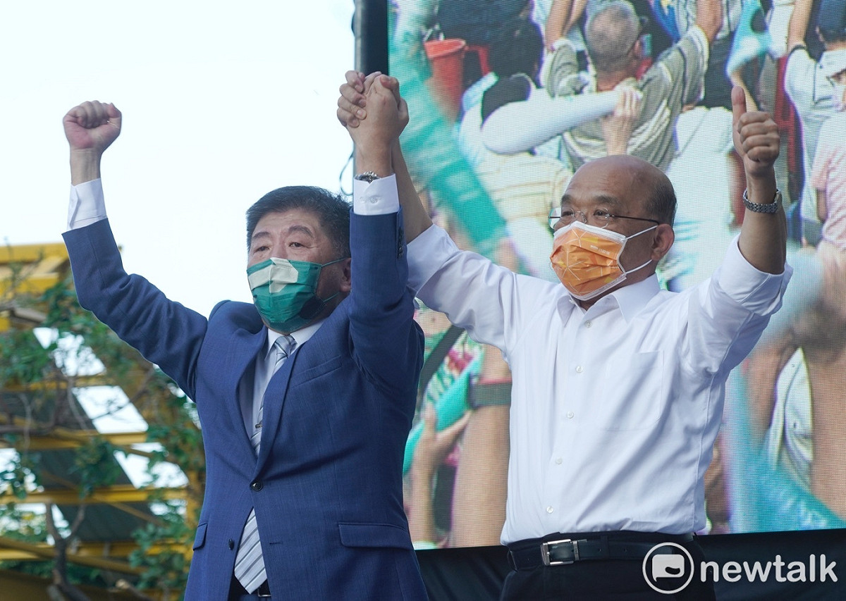 民進黨提名台北市長參選人陳時中競選總部今舉行成立大會，行政院長蘇貞昌為陳時中站台。 圖：張良一/攝
