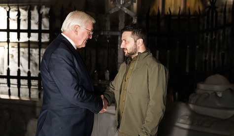 德國總統史坦麥爾於 25 日抵達基輔與澤連斯基會面 翻攝自der bundespräsident 官網