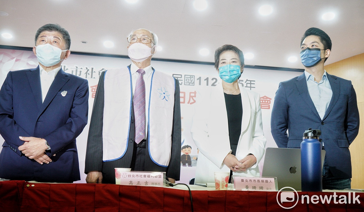 民進黨台北市長參選人陳時中(左起）、無黨籍台北市長參選人黃珊珊、國民黨台北市長參選人蔣萬安出席社福聯盟民間版社福政策白皮書發表會。 圖：張良一/攝