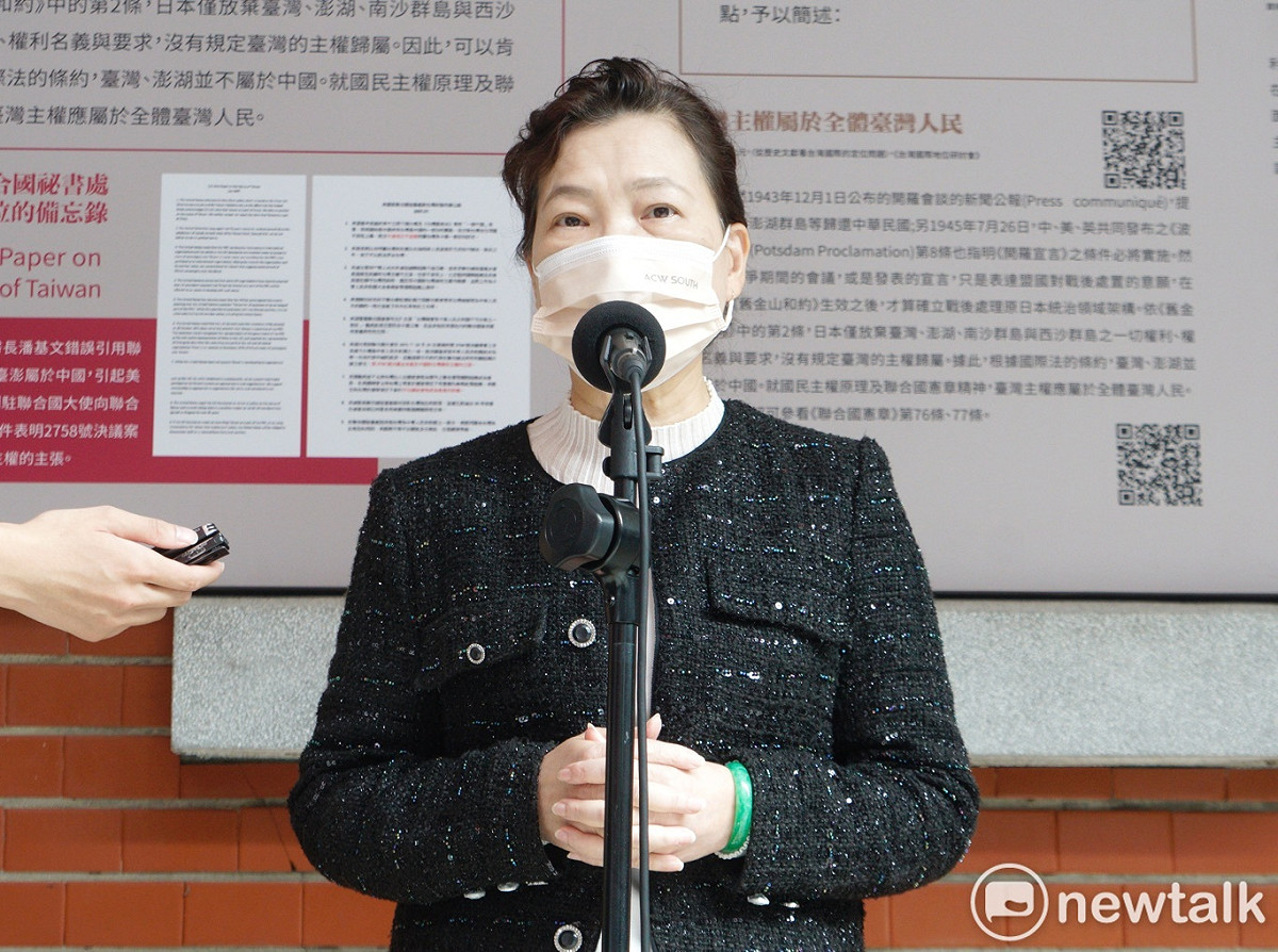 經濟部長王美花今（2）天在立院經濟委員會備詢前受訪。 圖：張良一/攝