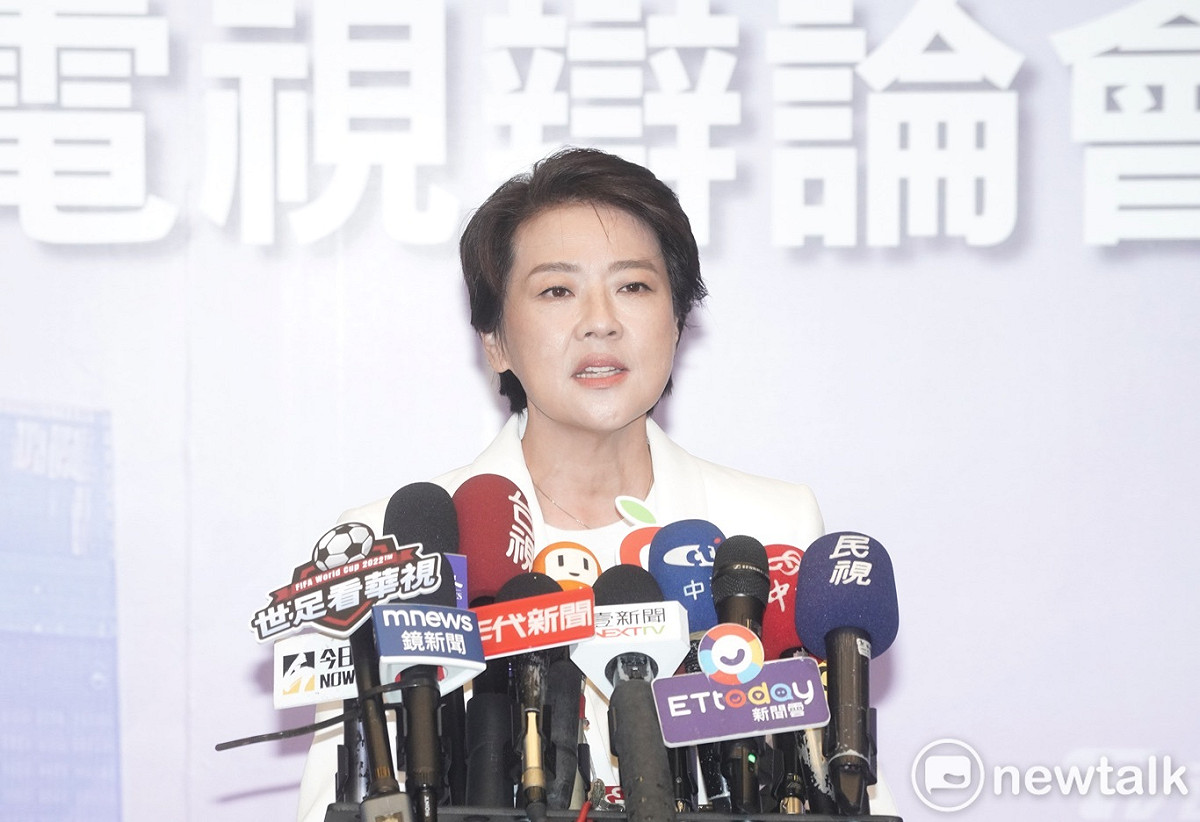 無黨籍台北市長候選人黃珊珊出席台北市長候選人電視辯論會。 圖：張良一 / 攝