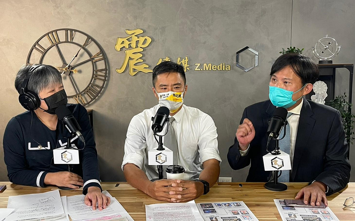 前立委黃國昌、時代力量台北市議員候選人陳志明接受黃光芹專訪。 圖：新聞不芹菜提供