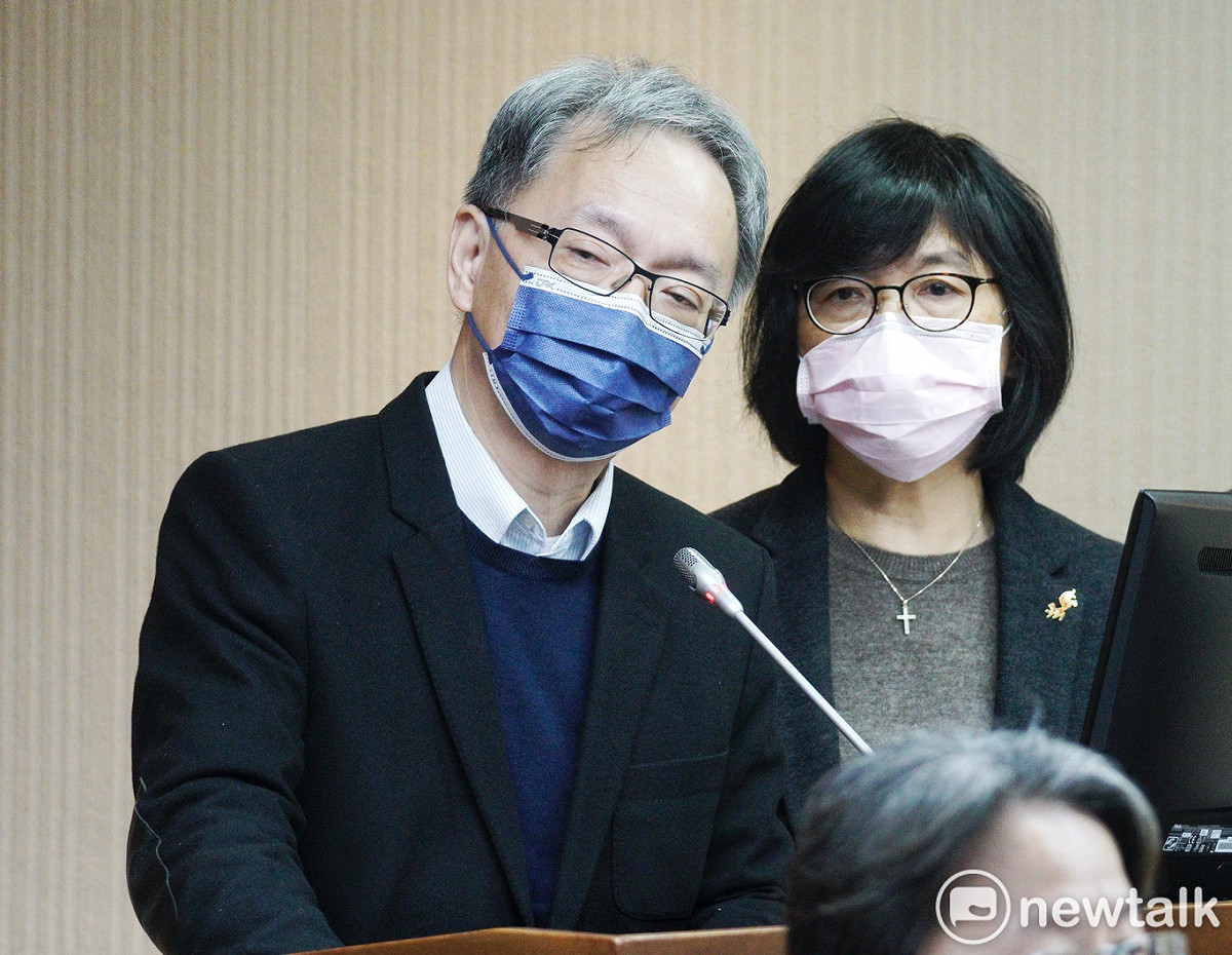 衛福部長薛瑞元在立院衛環及社福委員會備詢。 圖：張良一 / 攝（資料照）
