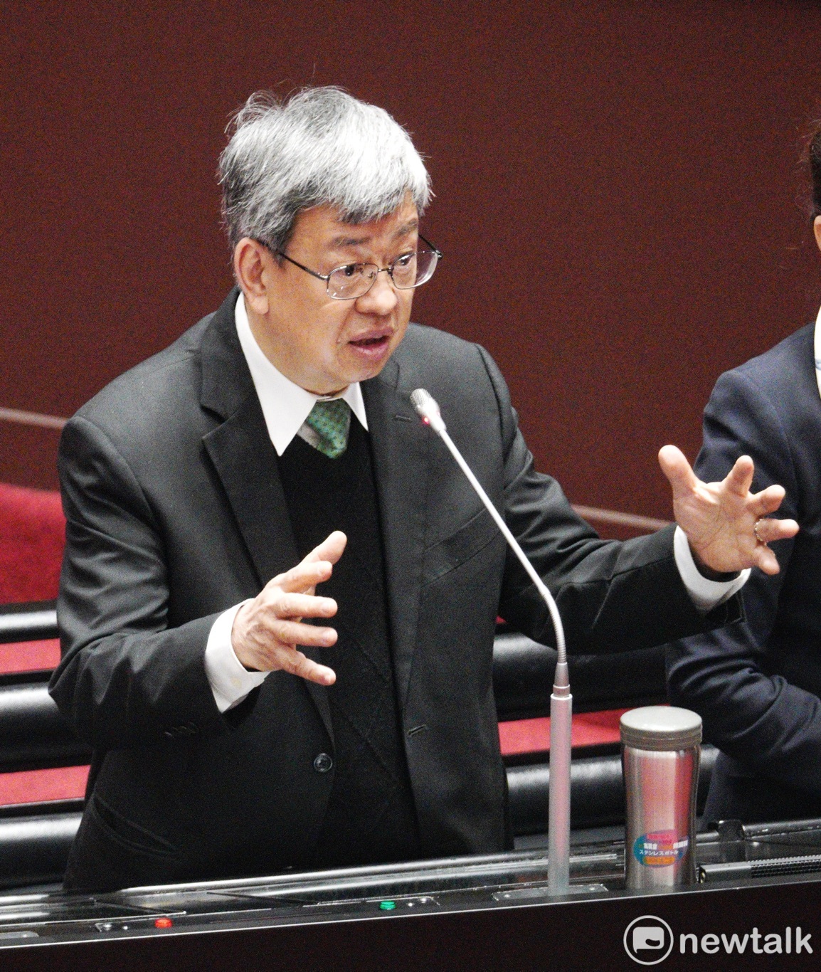 行政院長陳建仁在立院院會備詢。 圖：張良一/攝