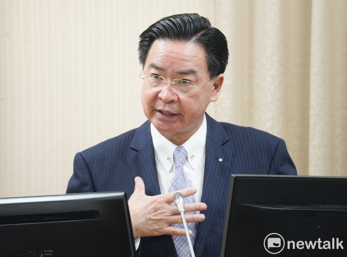 外交部長吳釗燮今（10）日在立院外交及國防委員會備詢。 圖：張良一/攝