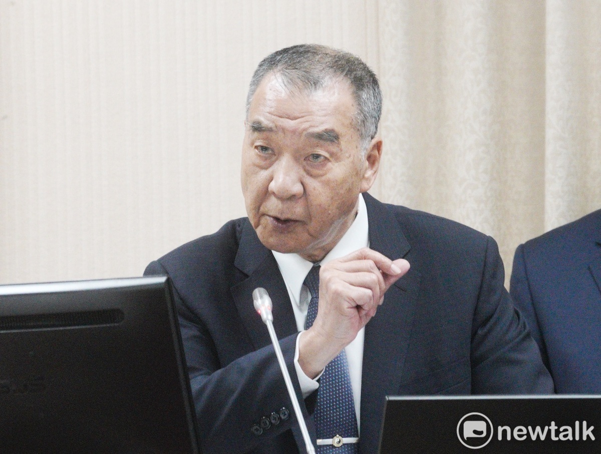 國防部長邱國正在立院外交及國防委員會備詢。 圖：張良一/攝