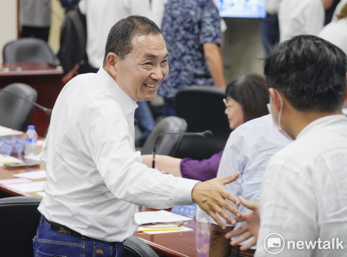 國民黨總統參選人侯友宜與國民黨中常委舉行便當會。 圖：張良一/攝