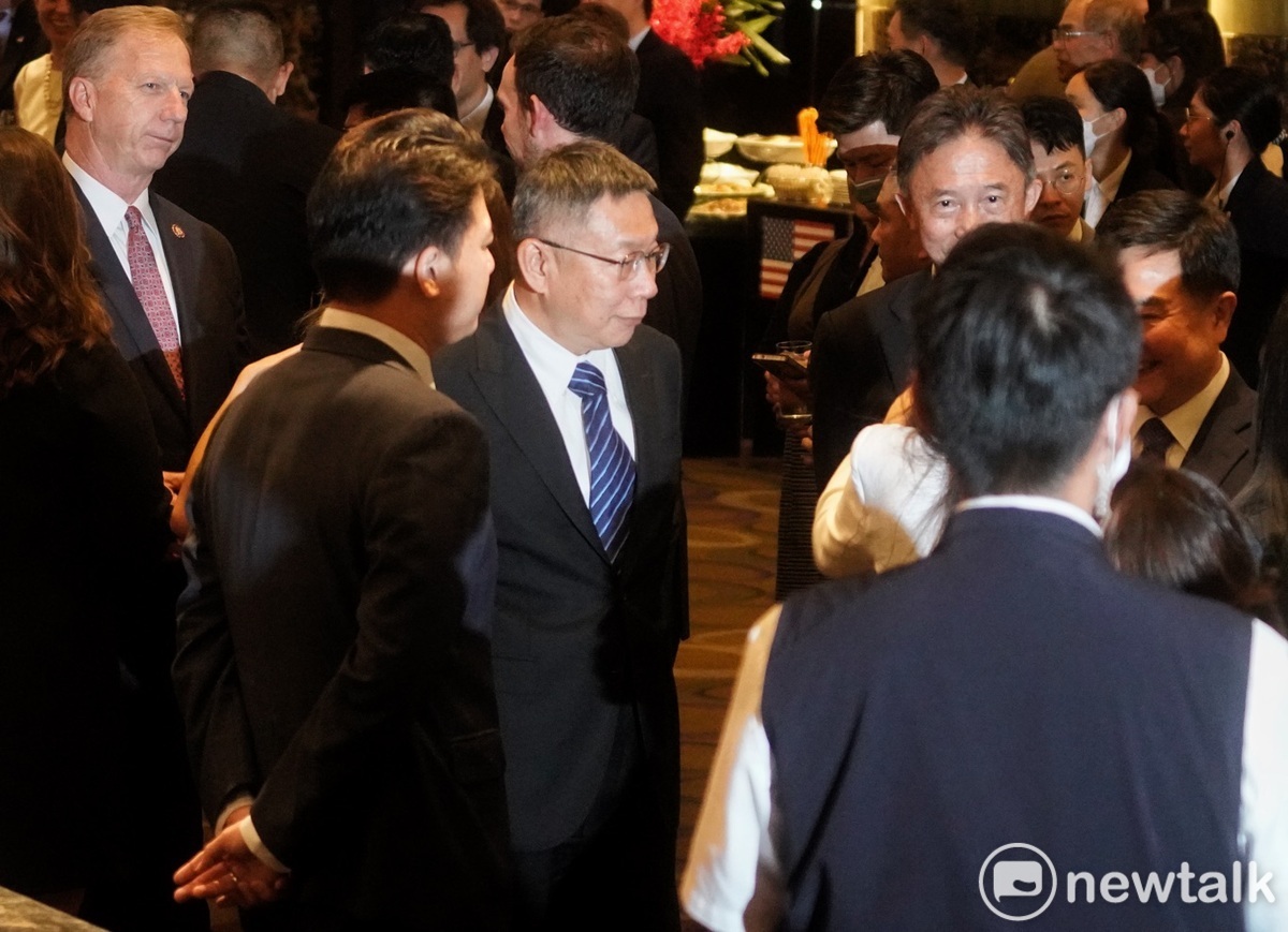 民眾黨總統參選人柯文哲出席「美國獨立紀念日酒會」。 圖：張良一/攝