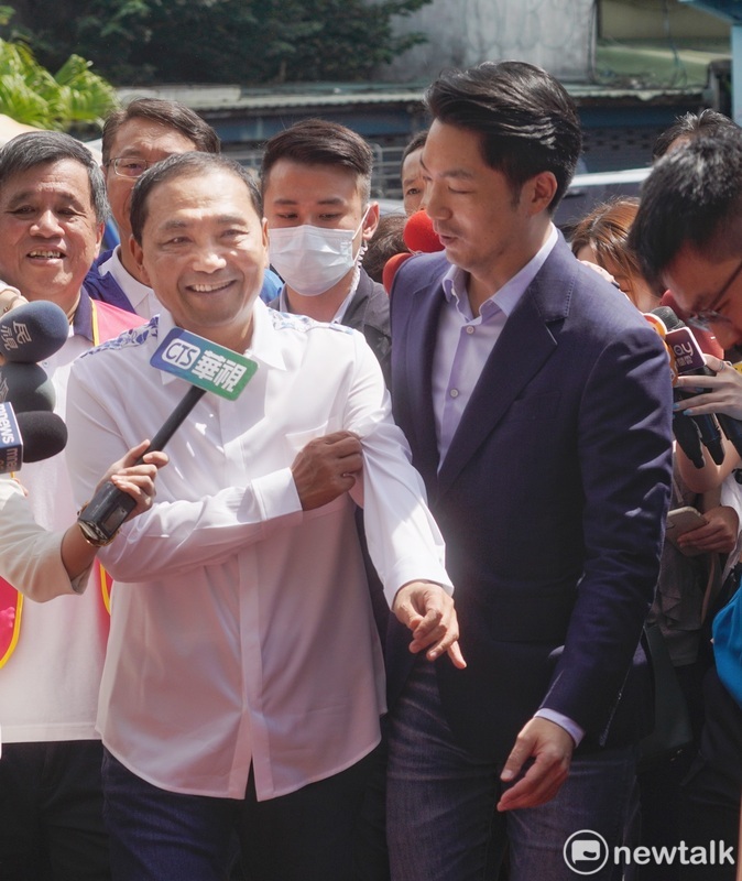 國民黨總統參選人侯友宜、台北市長蔣萬安出席台北市中原客家崇正會70週年慶。 圖：張良一/攝