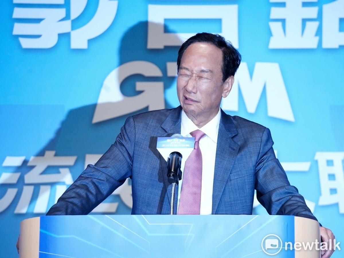 鴻海創辦人郭台銘舉行記者會宣布參選2024總統大選，遭批沒有誠信。 圖：張良一/攝