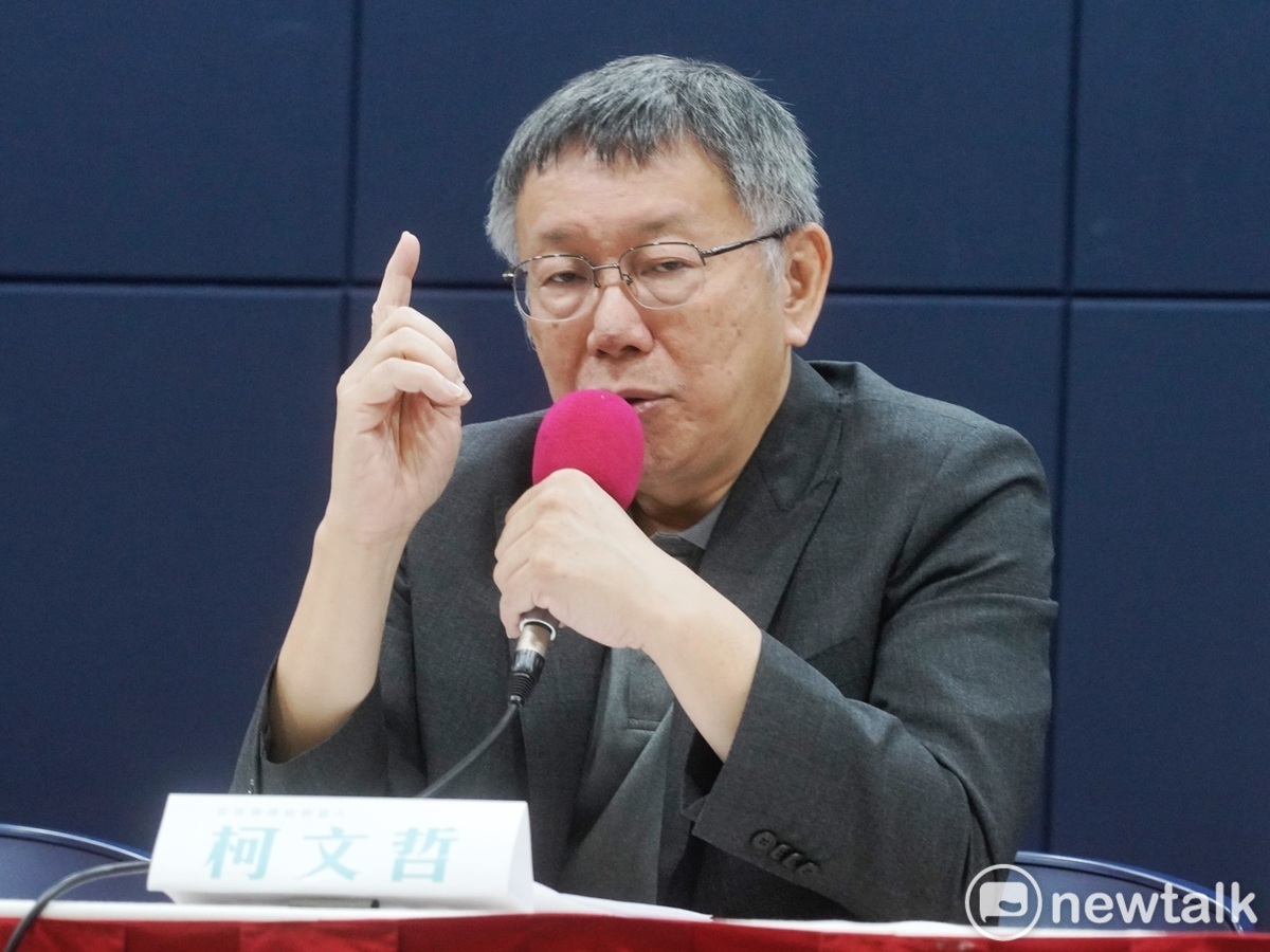 台灣民眾黨主席柯文哲舉行「長照不苦，我們一起顧」政策發布記者會。 圖：張良一 / 攝（資料照）