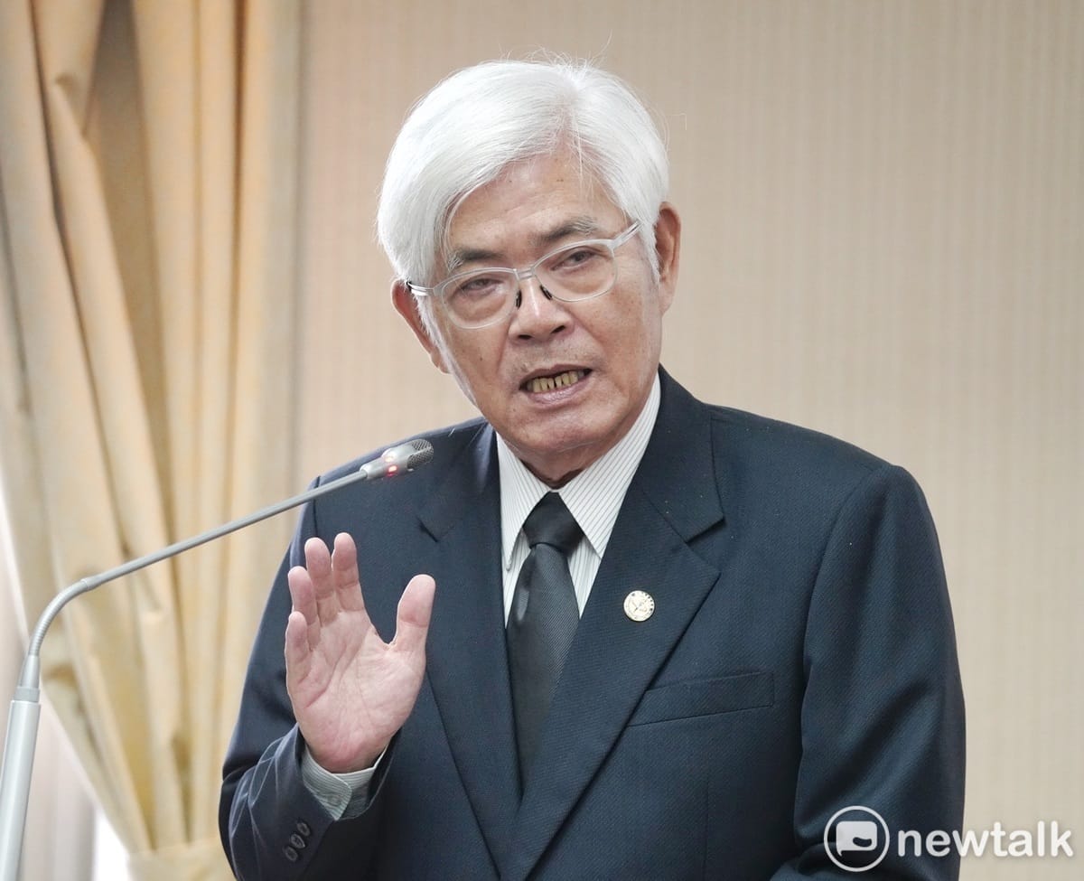 中選會主委李進勇今(15)日表示，街頭民調仍須符合選罷法規定。 圖：張良一/攝（資料照）