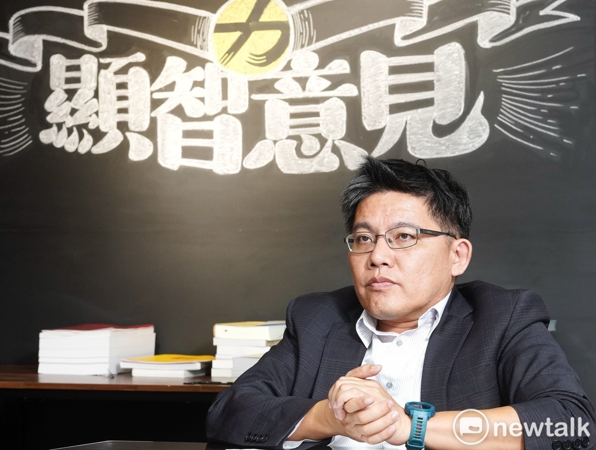 時代力量立委邱顯智認為國防部面對國軍自傷頻傳必須痛定思痛做改革。 圖：張良一/攝