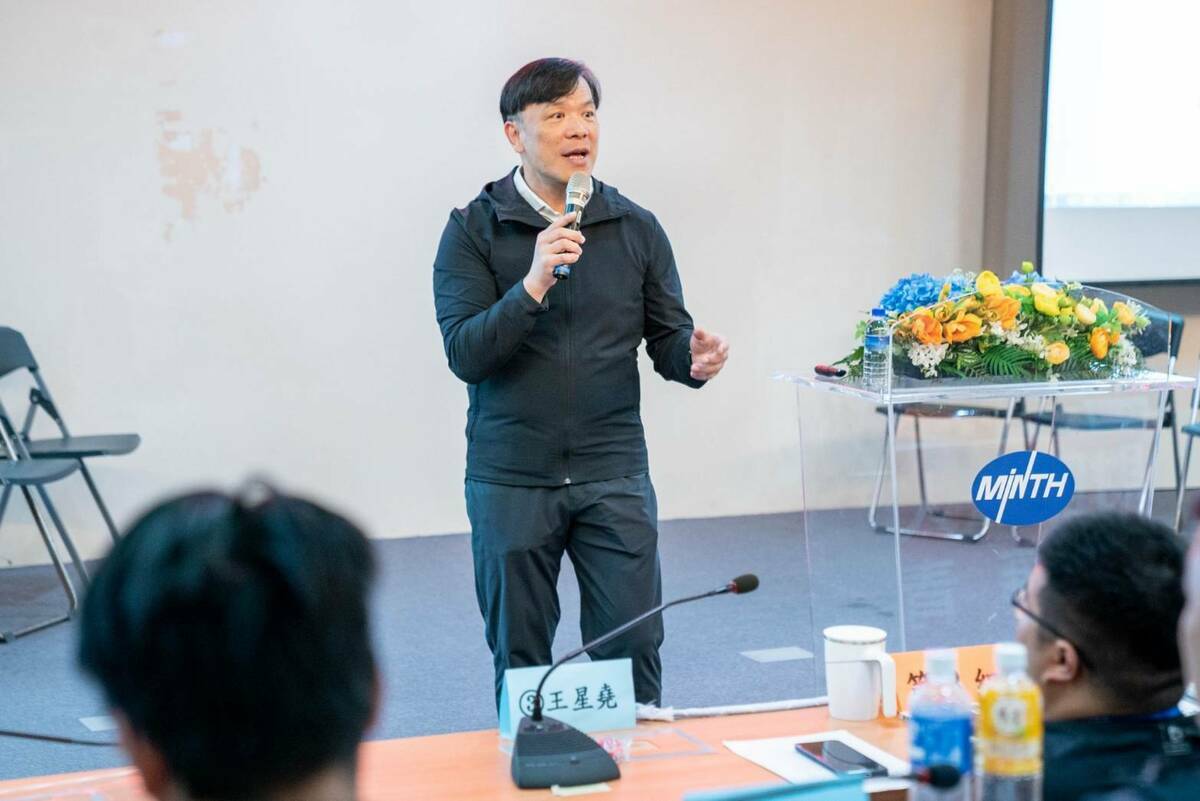 世新大學傳播博士學程教授、口語傳播暨社群媒體學系教授游梓翔。 圖：取自游梓翔臉書（資料照）