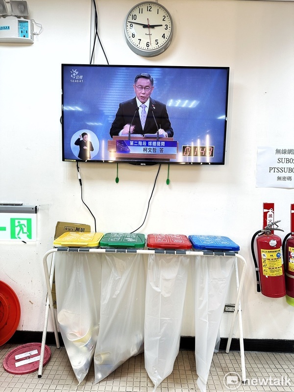 民眾黨總統候選人柯文哲出席總統大選電視辯論會。 圖：張良一/攝
