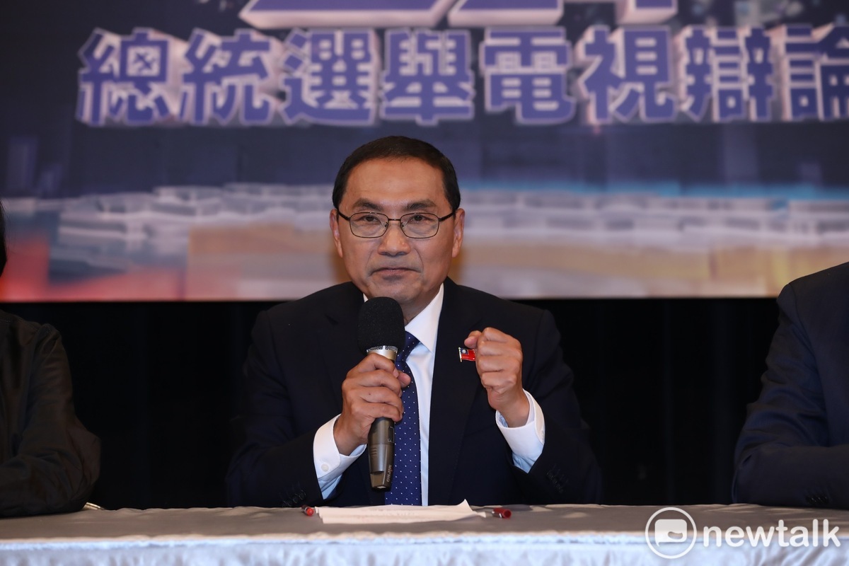 國民黨總統候選人侯友宜在總統大選電視辯論會後記者會，回應媒體提問。 圖：張良一/攝（資料照）