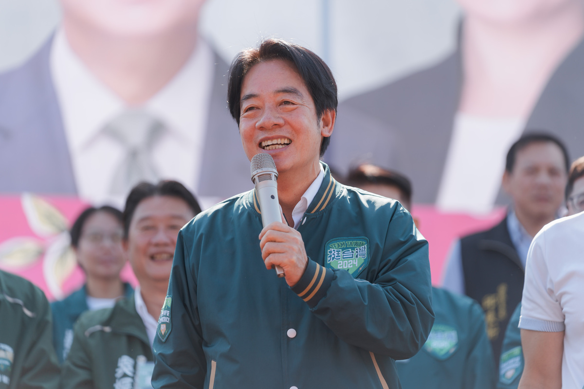 網軍又來了？PTT發文稱賴清德老家掛百萬名畫 遭爆20分鐘內換3組IP疑帶風向