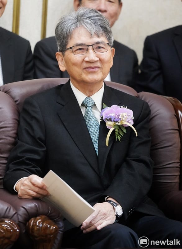 國民黨立委李彥秀談社工提供毒品引發反彈，民進黨立委王正旭今批扭曲沈伯洋文章、抹黑社工，痛斥政治操作。 圖：張良一/攝