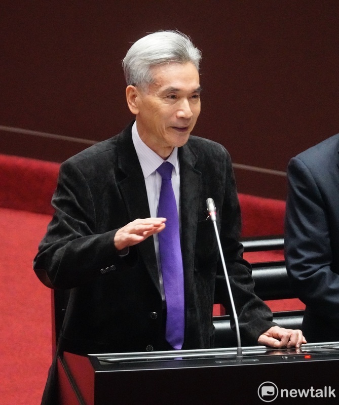 環境部長薛富盛表示，環境部的目標仍是3月底可以決定，不會以5月20日當作一個時間點。 圖：張良一／攝 (資料照)