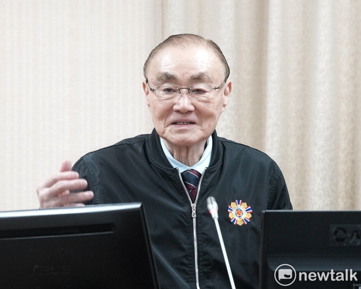 退輔會主委馮世寬今（6） 日在立法院外交及國防委員會備詢。 圖：張良一/攝