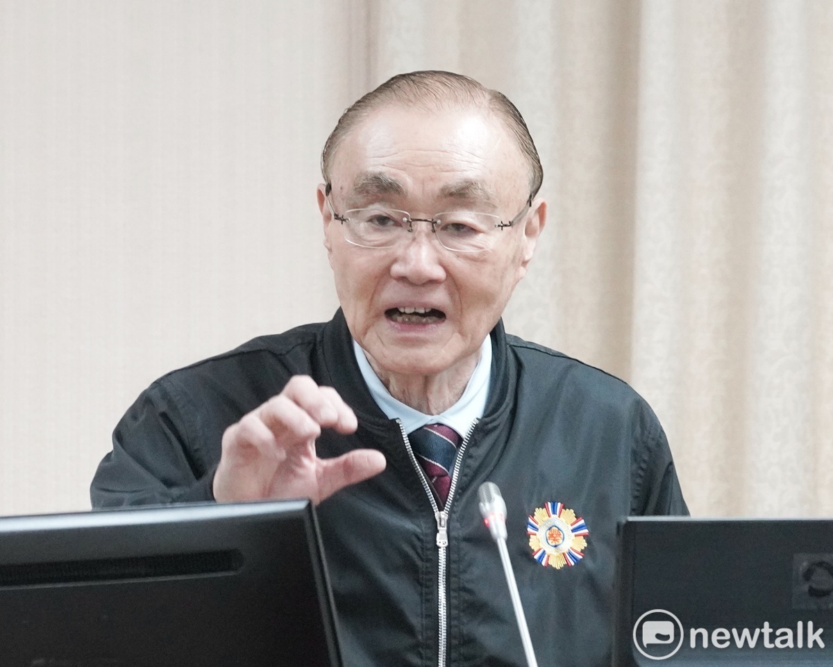 退輔會主委馮世寬在立法院外交及國防委員會備詢。 圖：張良一/攝