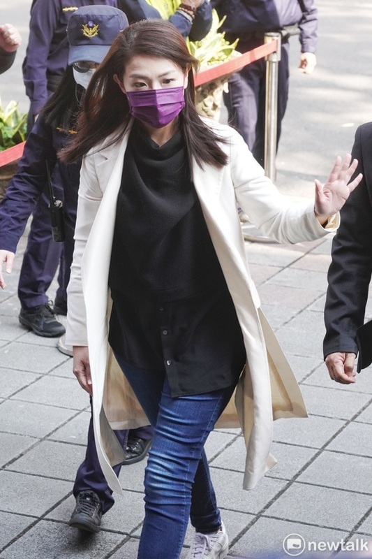 新竹市長高虹安被控於立委任內詐領助理費，一審遭判處7年4月徒刑，目前被內政部宣布停職，職務由新竹市副市長邱臣遠代理。 圖：張良一/攝（資料照）