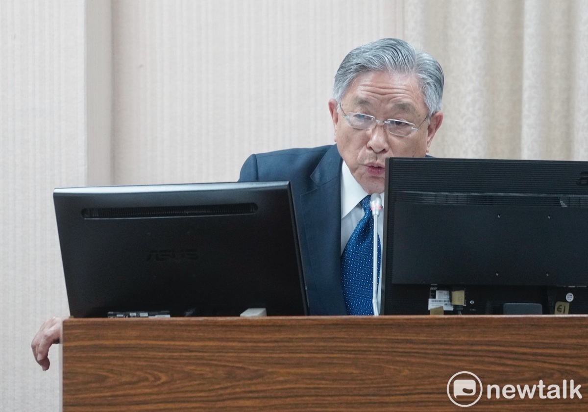 外交部政務次長田中光在立院外交及國防委員會備詢。 圖：張良一/攝