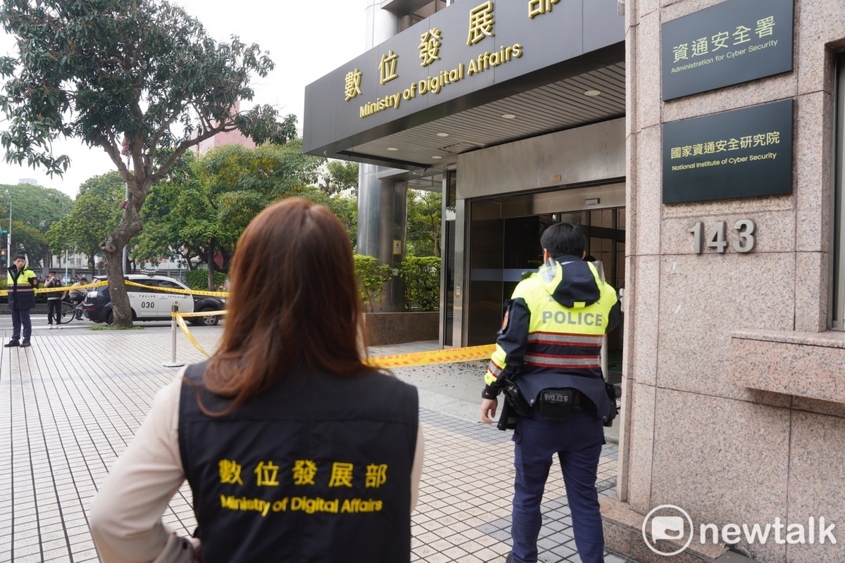 數位發展部遭槍擊。 圖：張良一/攝