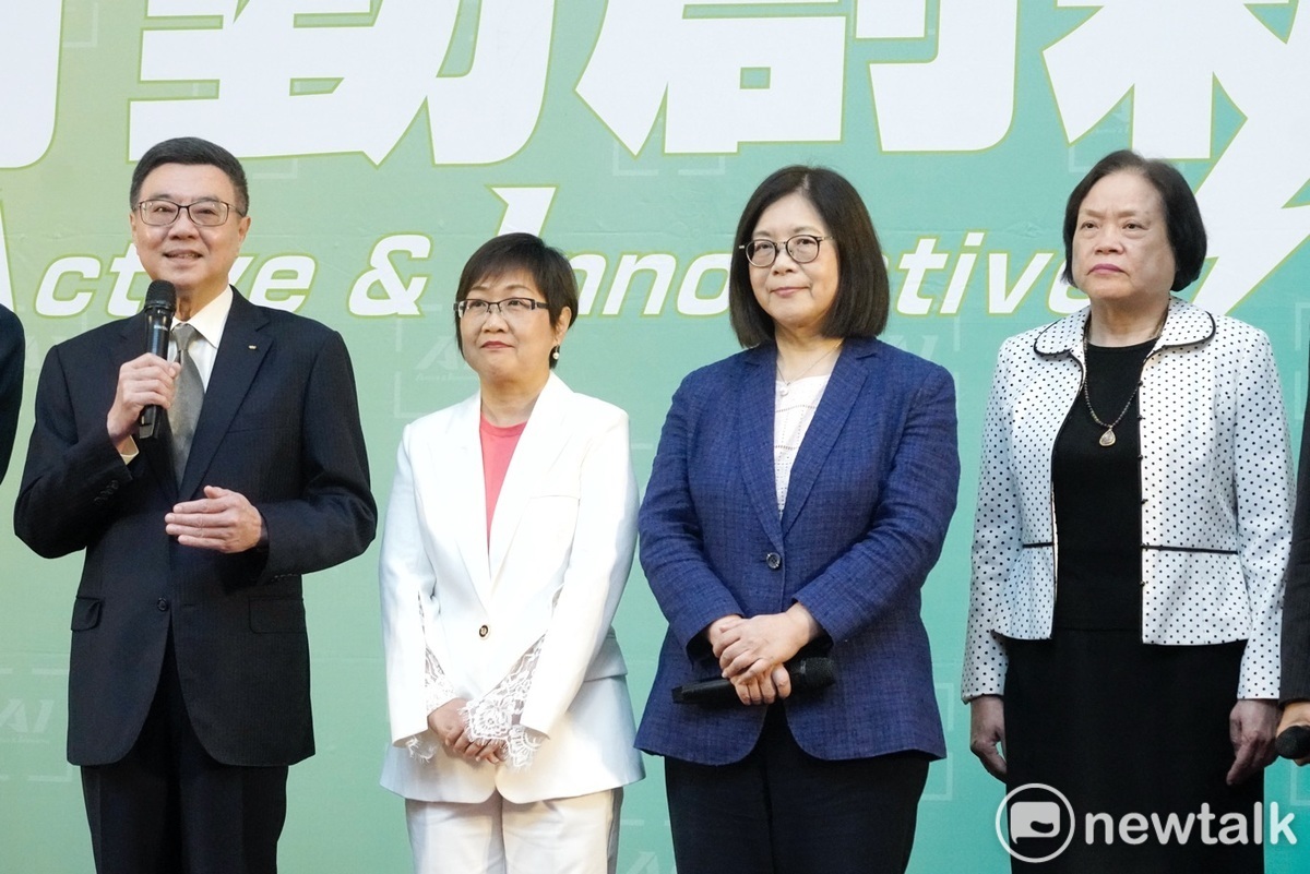 準閣揆卓榮泰今公佈新一波內閣人事，圖為僑委會委員長徐佳青、海委會主委管碧玲和準主計長陳淑姿。 圖：張良一/攝