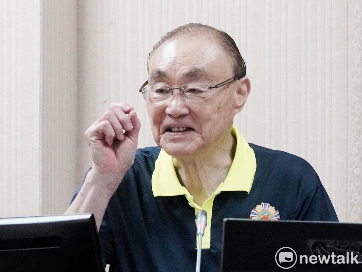 退輔會主委馮世寬在立院外交及國防委員會備詢。 圖：張良一/攝