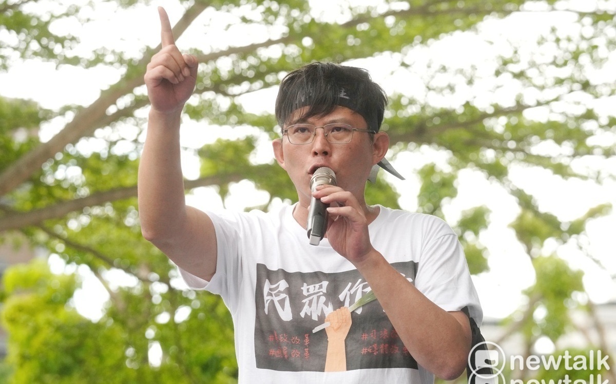 又哽咽！黃國昌：後悔1/13沒陪柯文哲走到最後一哩路