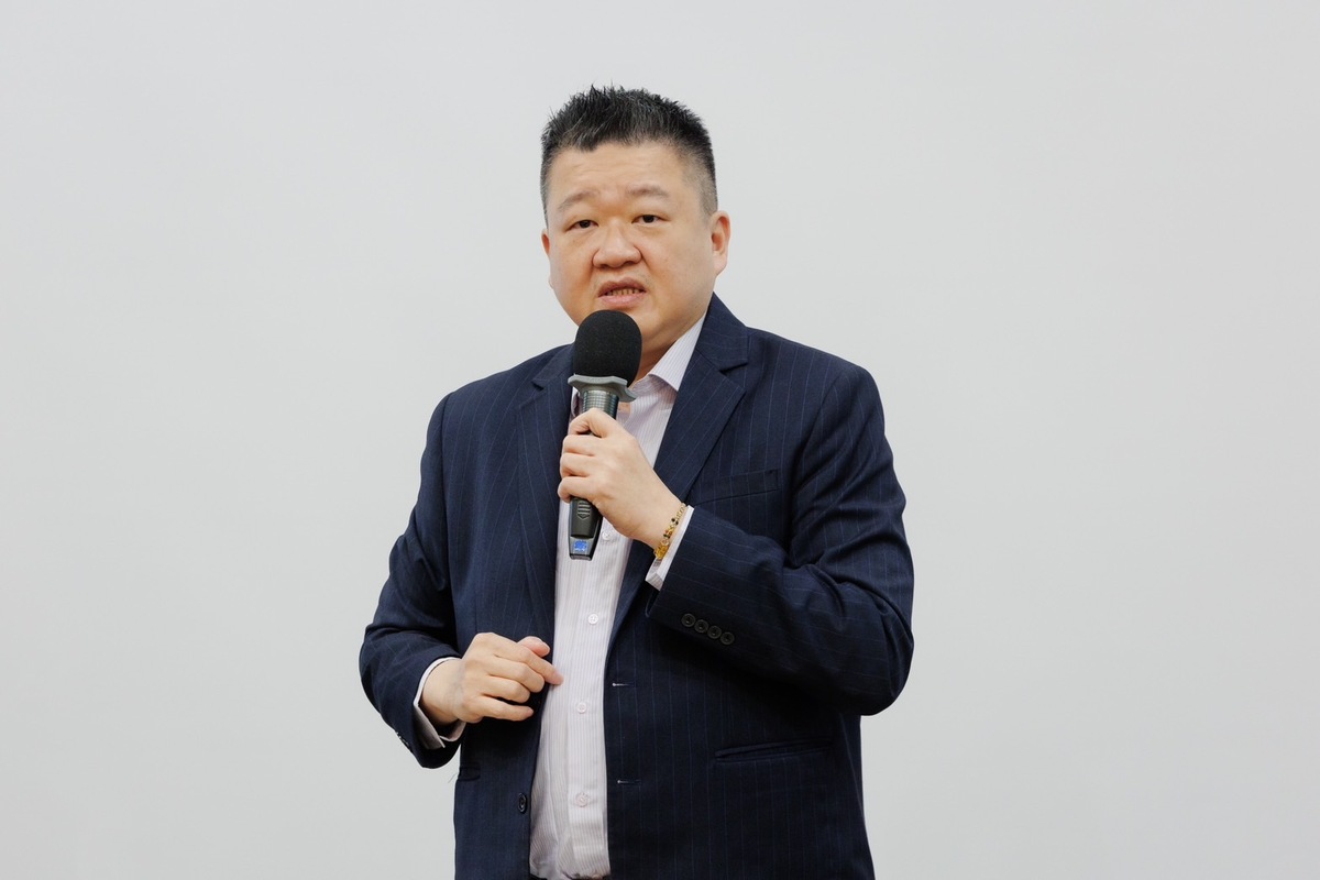 民進黨副秘書長何博文感嘆，基隆綠色執政的城市光榮感也一點一滴流失了。 圖：民進黨提供