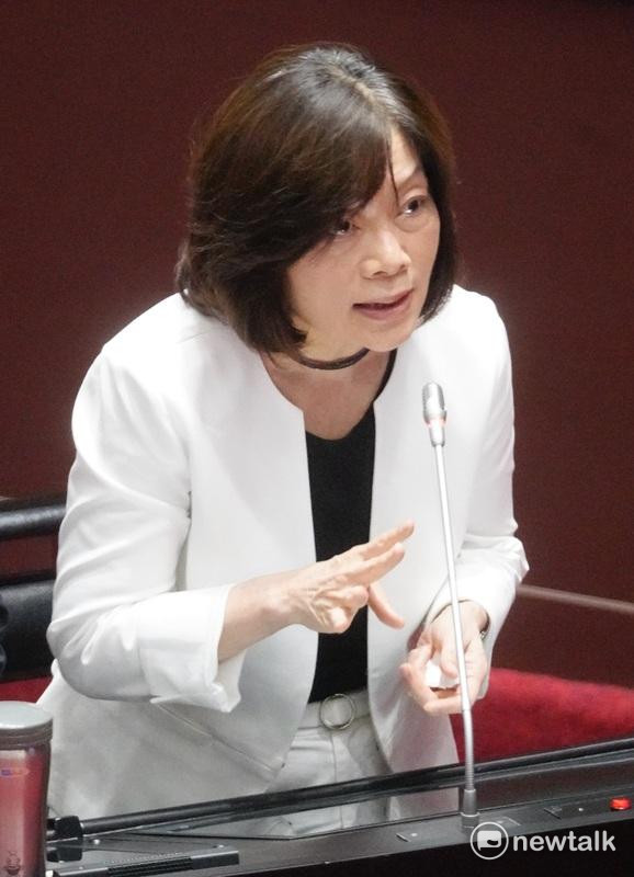 勞動部長何佩珊何佩珊強調，撥補只是改革方案之一，並表示現在勞保水位非常安全。 圖：張良一/攝