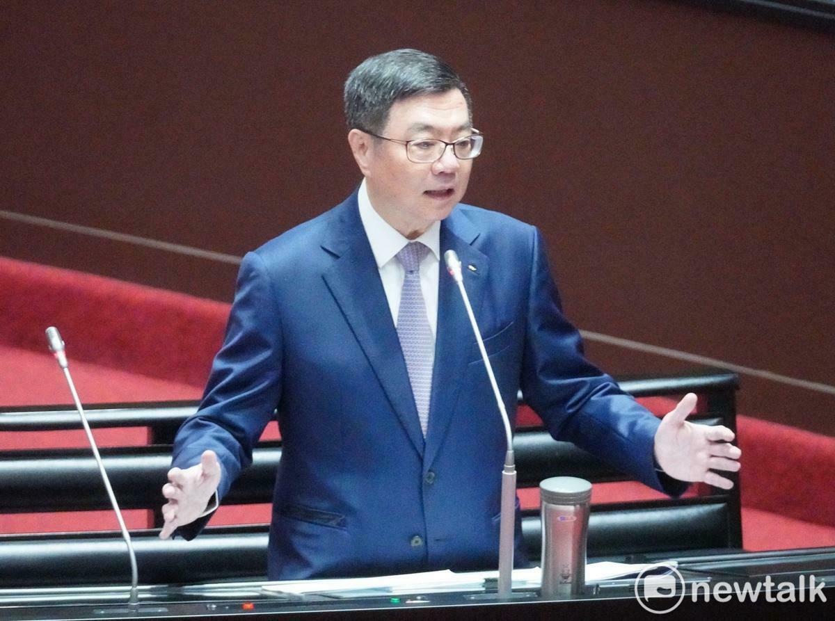 行政院長卓榮泰說明立法院職權行使法及中華民國刑法移請立法院覆議案及備詢。 圖：張良一/攝（資料照）