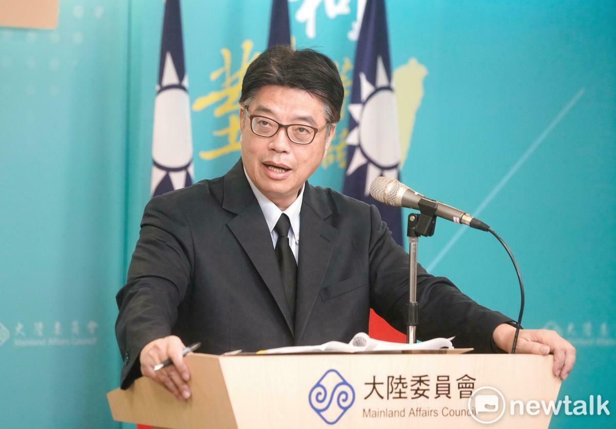大陸委員會主任委員邱垂正今（4）日親自主持例行記者會。 圖：張良一/攝