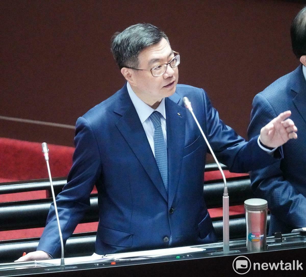 行政院長卓榮泰在立院院會備詢。 圖：張良一/攝