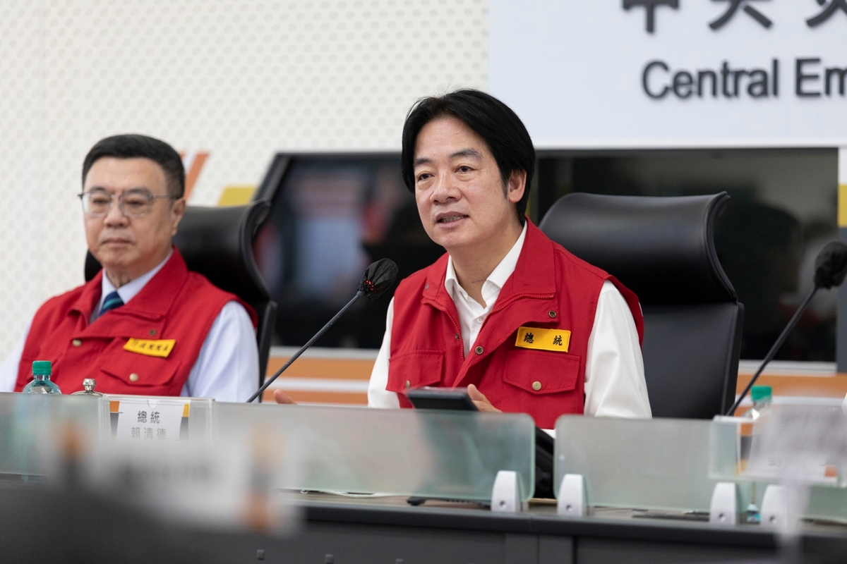 總統賴清德明日將前往高雄市美濃區，視察美濃湖溢堤、果園農損。 圖：總統府提供