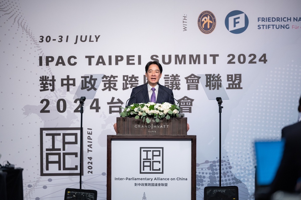 總統賴清德下午出席對中政策跨國議會聯盟（IPAC）年會台灣專題場次。 圖：總統府提供
