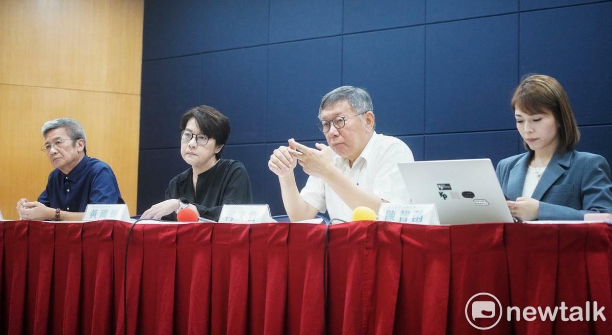 民眾黨主席柯文哲針對總統大選政治獻金申報有誤情況舉行記者會，說明原由，卻稱自己第一次競選總統沒經驗。 圖：新頭殼資料照／張良ㄧ攝