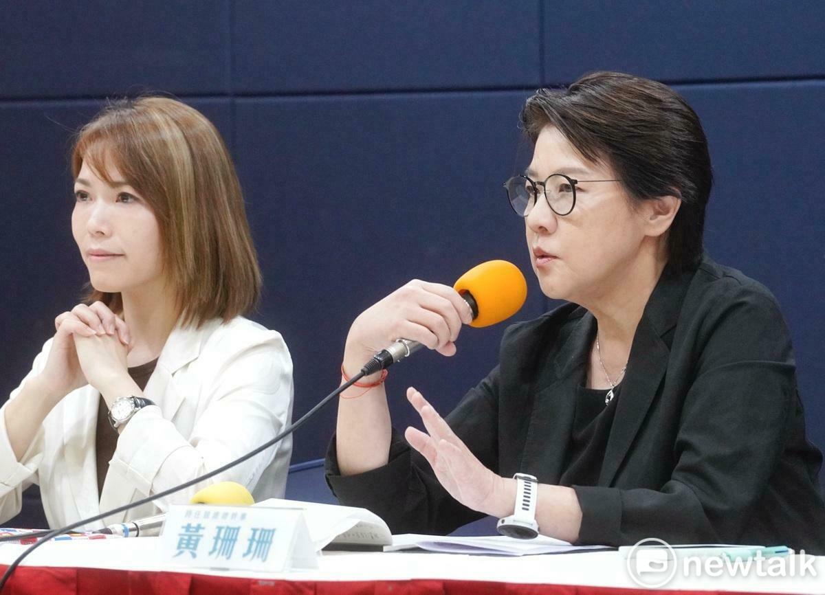 時任柯文哲總統大選競選總幹事黃珊珊、副總幹事陳智菡下午舉行記者會，說明政治現金案查帳進度。 圖：張良一 / 攝（資料照）