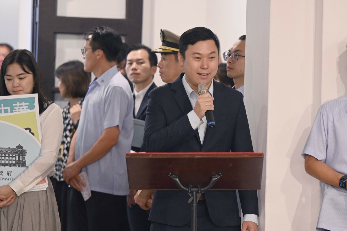 李問說，要認真肩負守護家園的責任，別人才能幫助我們。 圖：總統府提供