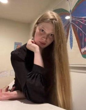 近日美國大選宣布結果後，馬斯克 ( Elon Musk ) 的跨性別女兒 ( Vivian Jenna Wilson ) 在社交媒體帳號宣布，因為川普重回白宮，她即將離美國 圖: 擷自 X 帳號@PopFlopHQ