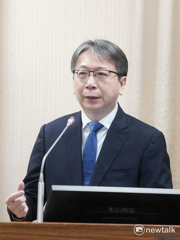 國安局長蔡明彥在立院外交及國防委員會備詢。 圖：張良一/攝